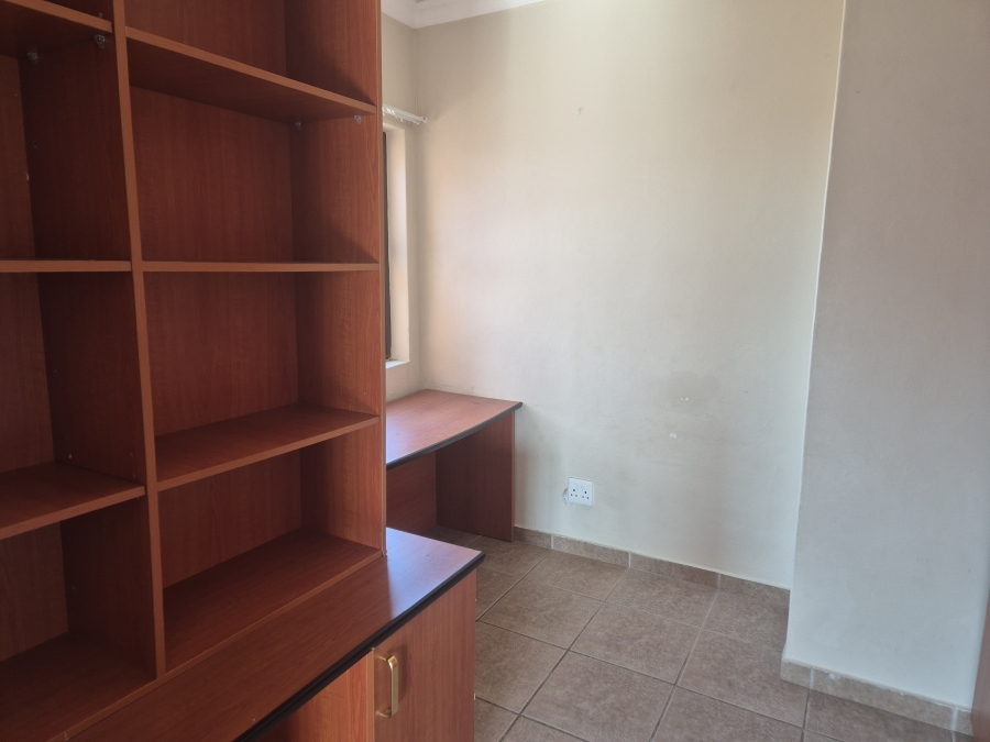 2 Bedroom Property for Sale in Flamwood North West